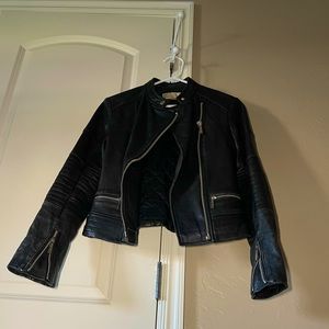 Leather jacket Michaels kors, nice  details